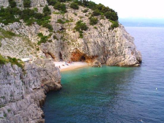 Ferienwohnung Mit Pool Kroatien Mit Meerblick Und Pool Lovran Exteriör bild