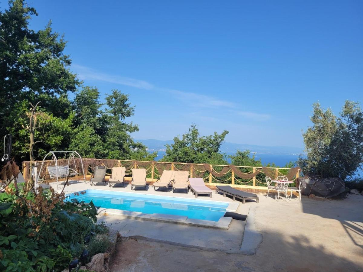 Ferienwohnung Mit Pool Kroatien Mit Meerblick Und Pool Lovran Exteriör bild