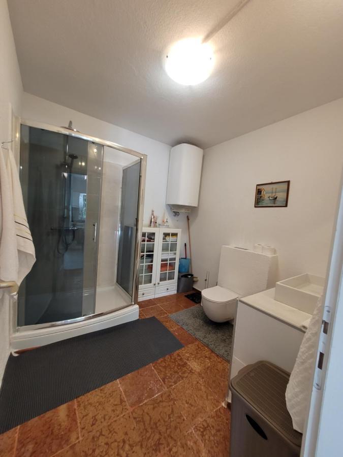 Ferienwohnung Mit Pool Kroatien Mit Meerblick Und Pool Lovran Exteriör bild